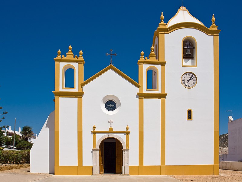 Co zobaczyć w Praia da Luz kościół Igreja de Nossa Senhora da Luz 
